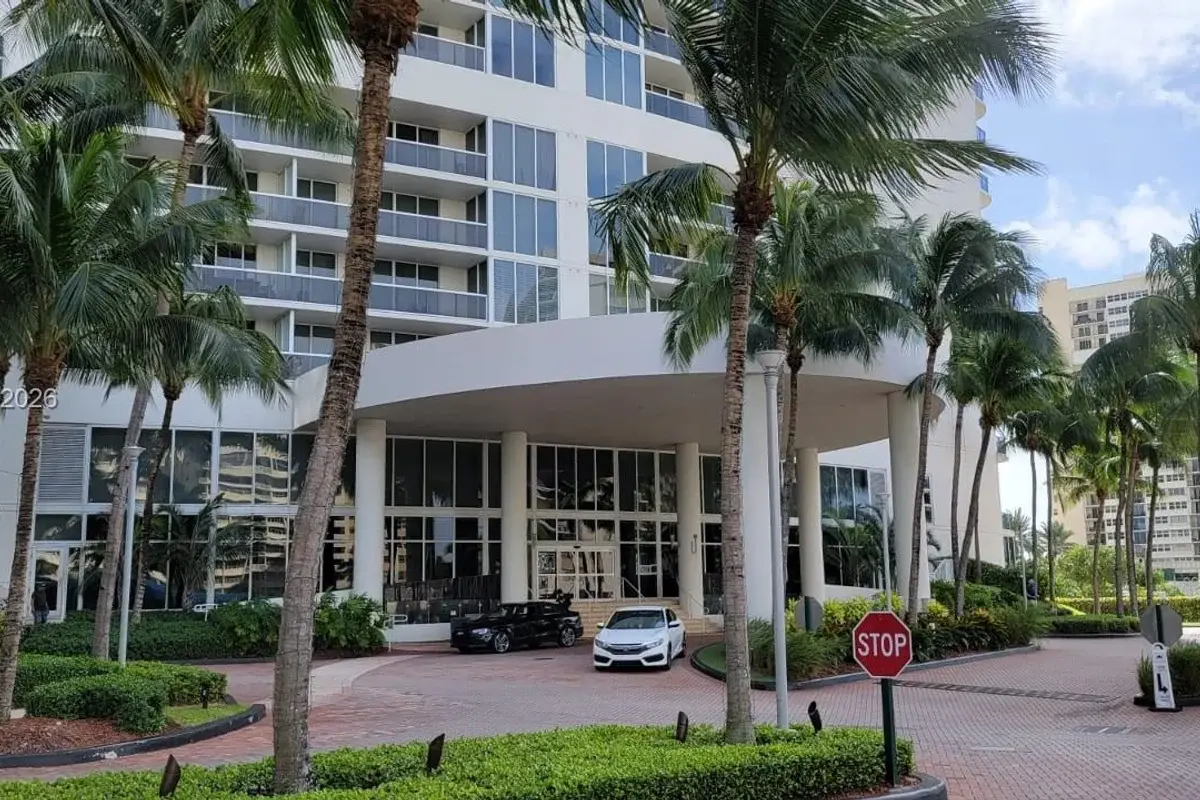 1850 S Ocean Dr #3007, Hallandale Beach: photo 1 of 66
