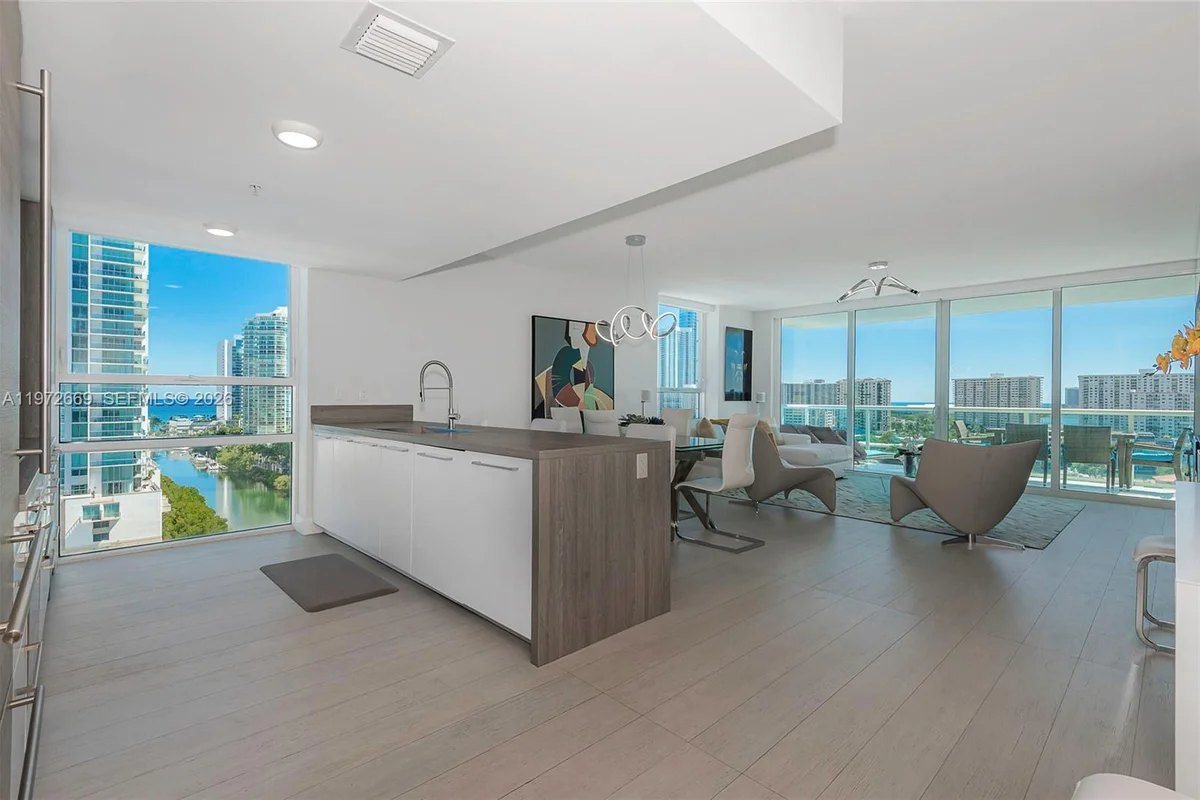 400 Sunny Isles Blvd #1222 SE, Sunny Isles Beach: photo 1 of 57