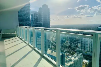 1080 Brickell Ave #4009, Miami: photo 1 of 47
