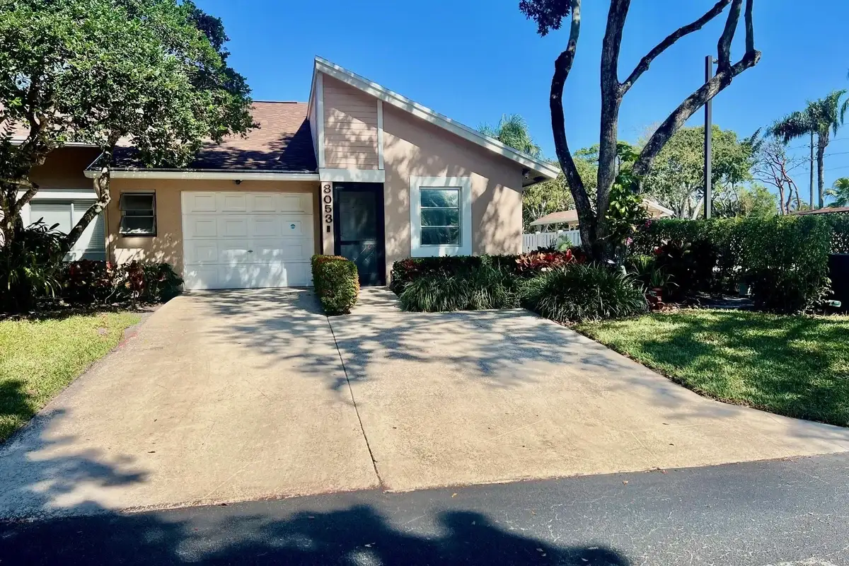 8053 Springtree Rd, Boca Raton: photo 1 of 22