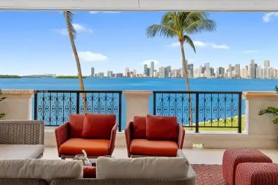 4921 Fisher Island Dr, Miami Beach: photo 1 of 57