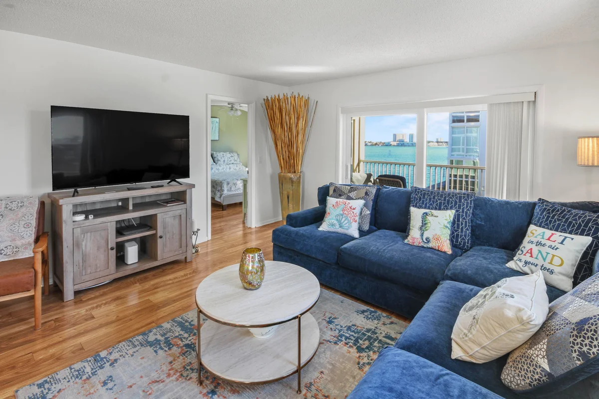 2936 Lake Shore Dr #310, Riviera Beach: photo 1 of 23