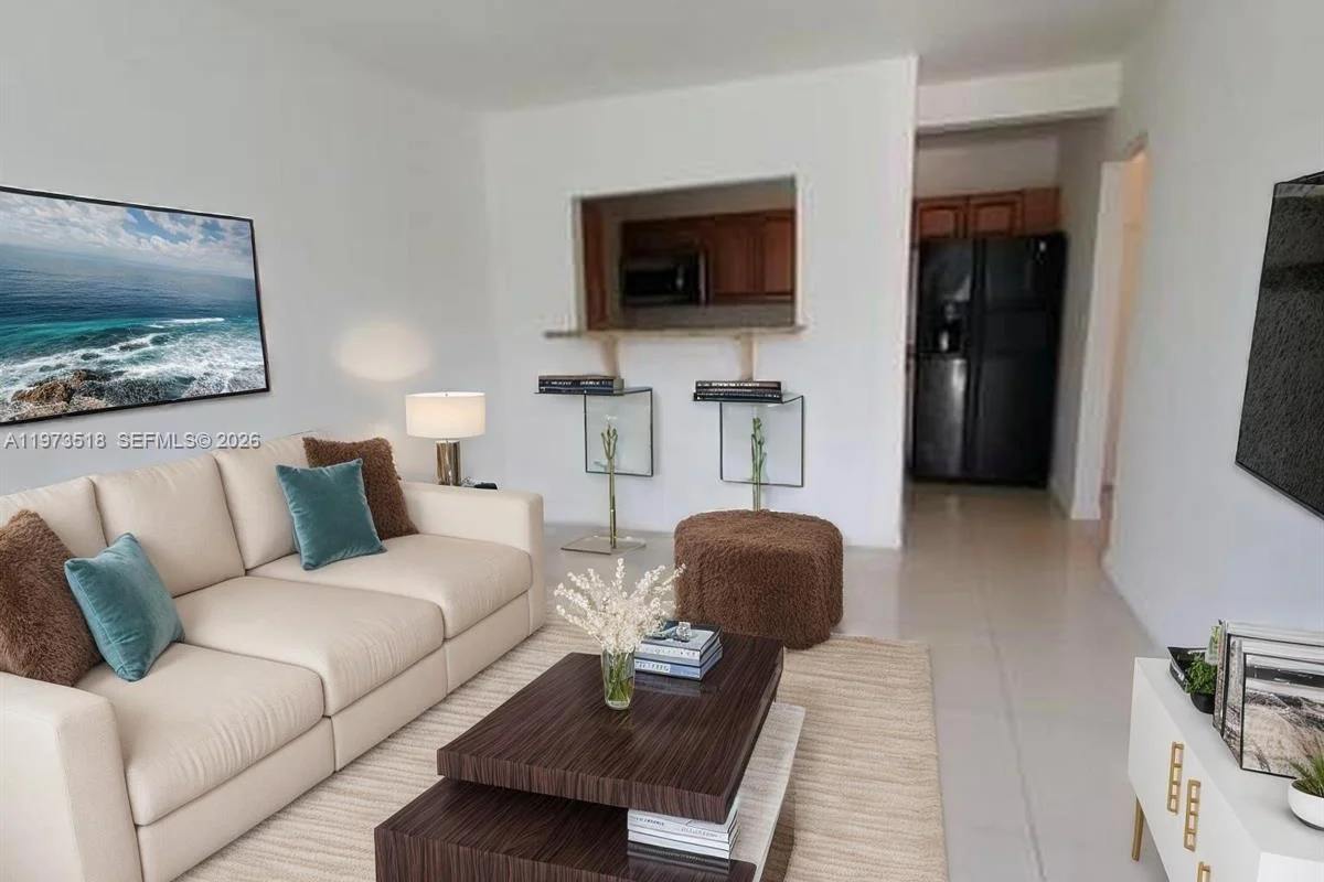1845 Pembroke Rd #3-22, Hollywood: photo 1 of 11