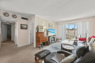 721 Lori Dr #313, Palm Springs: photo 1 of 25