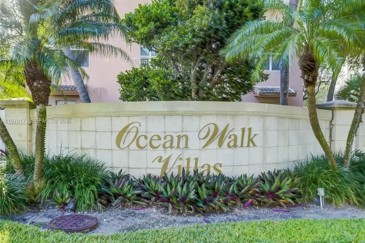 2039 Oceanwalk Ter #401, Lauderdale-by-the-Sea: photo 1 of 10
