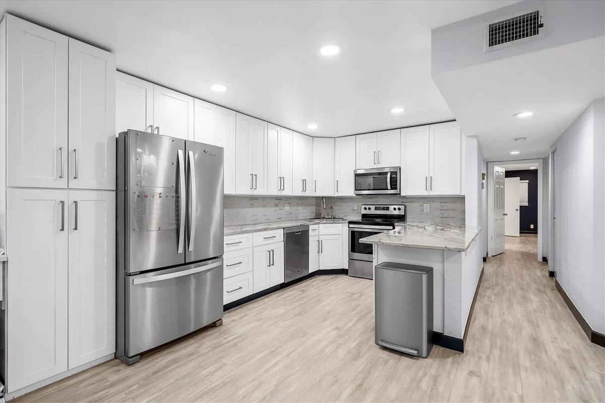 13790 Oneida Dr #B1, Delray Beach: photo 1 of 28