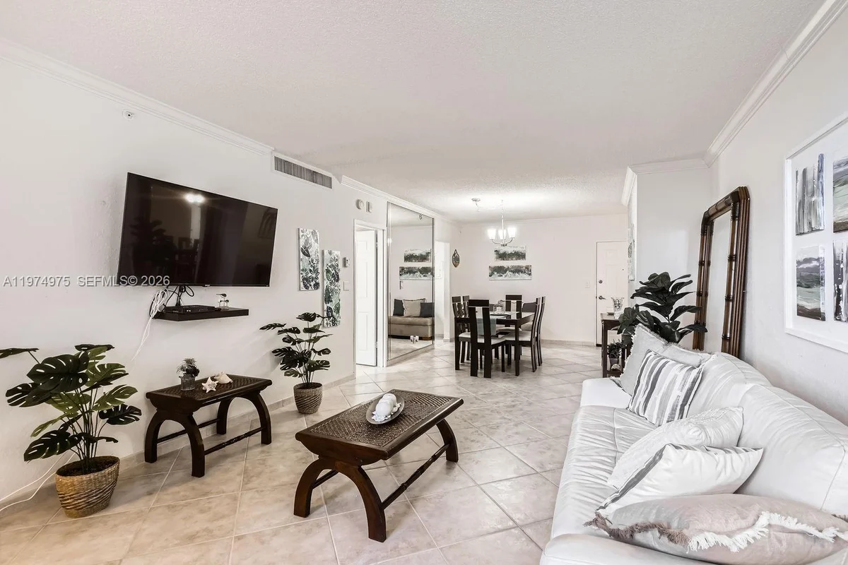2501 S Ocean Dr #633, Hollywood: photo 1 of 20