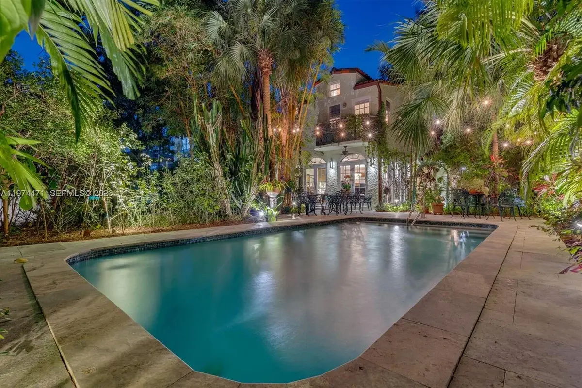 1720 Espanola Dr, Miami: photo 1 of 70