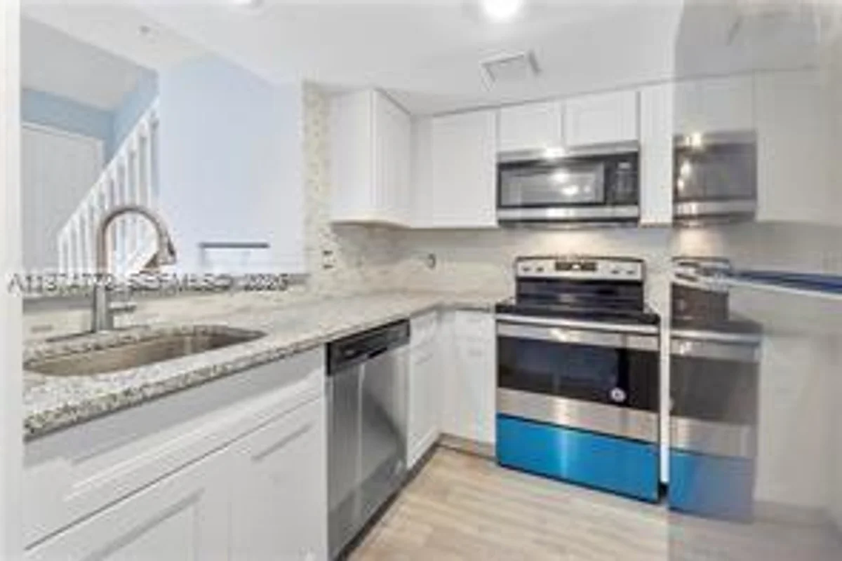 2024 Champions Way, North Lauderdale: photo 1 of 26