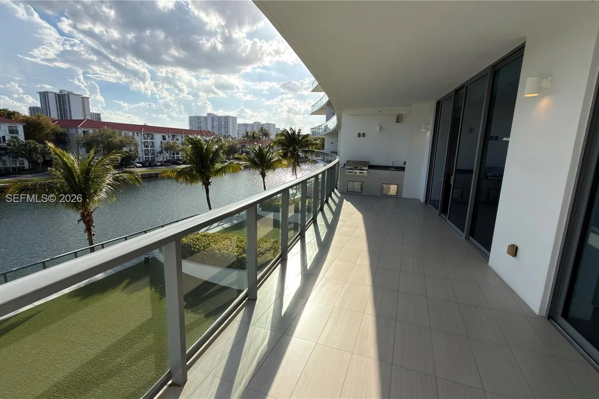 3250 NE 188th St #204, Aventura: photo 1 of 46