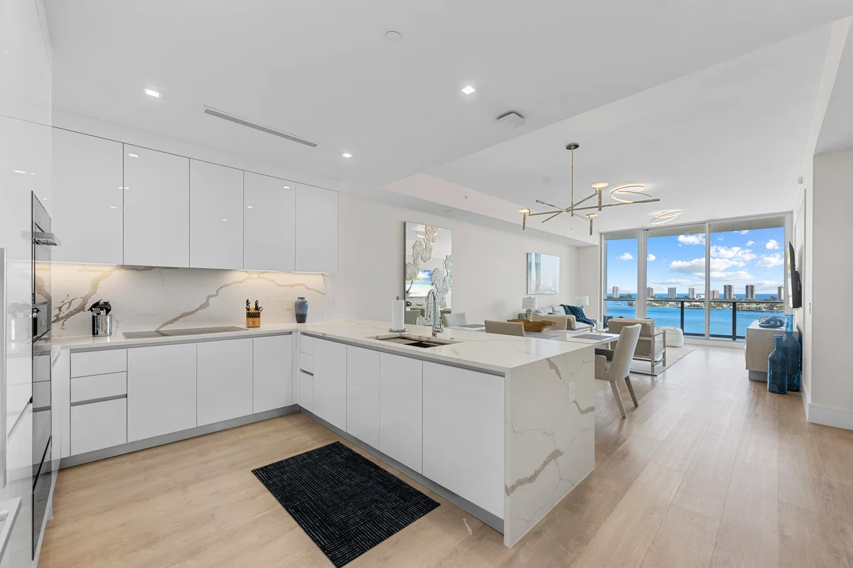 220 Lake Shore Dr #1410, Lake Park: photo 1 of 61