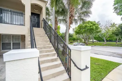5800 W Sample Rd #308, Coral Springs: photo 1 of 14