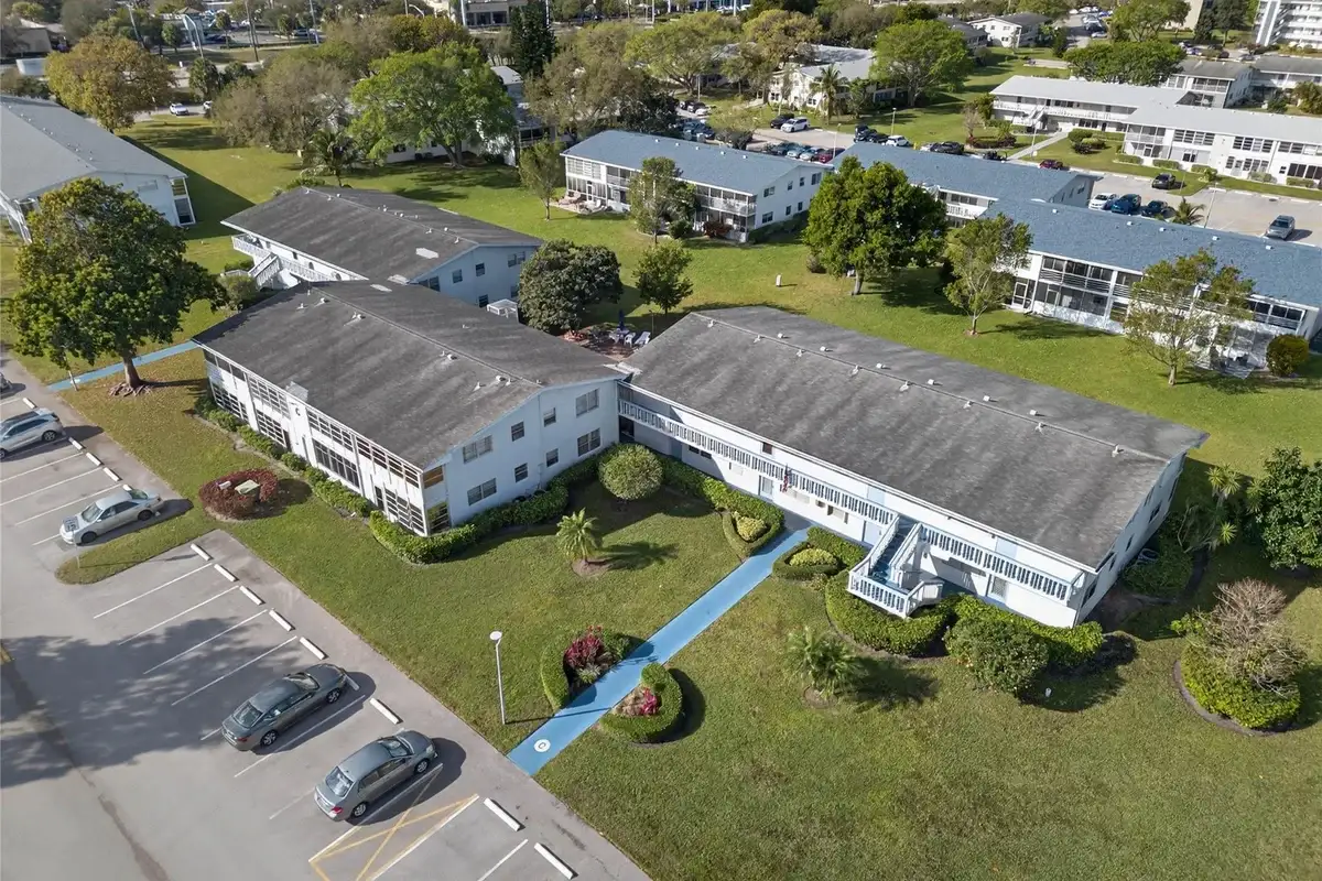 51 Farnham C, Deerfield Beach: photo 1 of 30