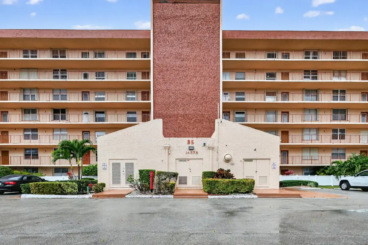 14575 Bonaire Blvd #605, Delray Beach: photo 1 of 39