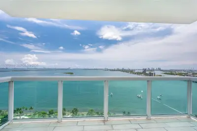 1800 N Bayshore Dr #2503, Miami: photo 1 of 33