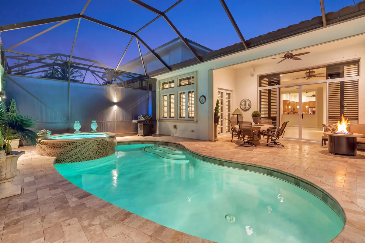 104 Renaissance Dr, North Palm Beach: photo 1 of 35