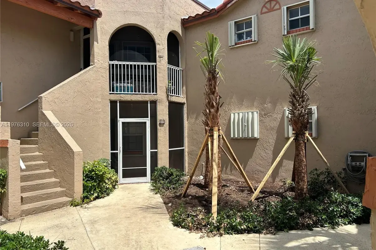 301 SW 86th Ave #102, Pembroke Pines: photo 1 of 25
