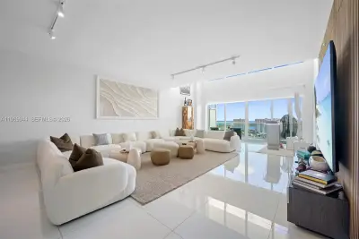 400 Sunny Isles Blvd #2004, Sunny Isles Beach: photo 1 of 24