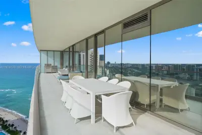 18975 Collins Ave #3205, Sunny Isles Beach: photo 1 of 17