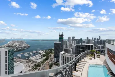 851 NE 1st Ave #PH 5700, Miami: photo 1 of 78