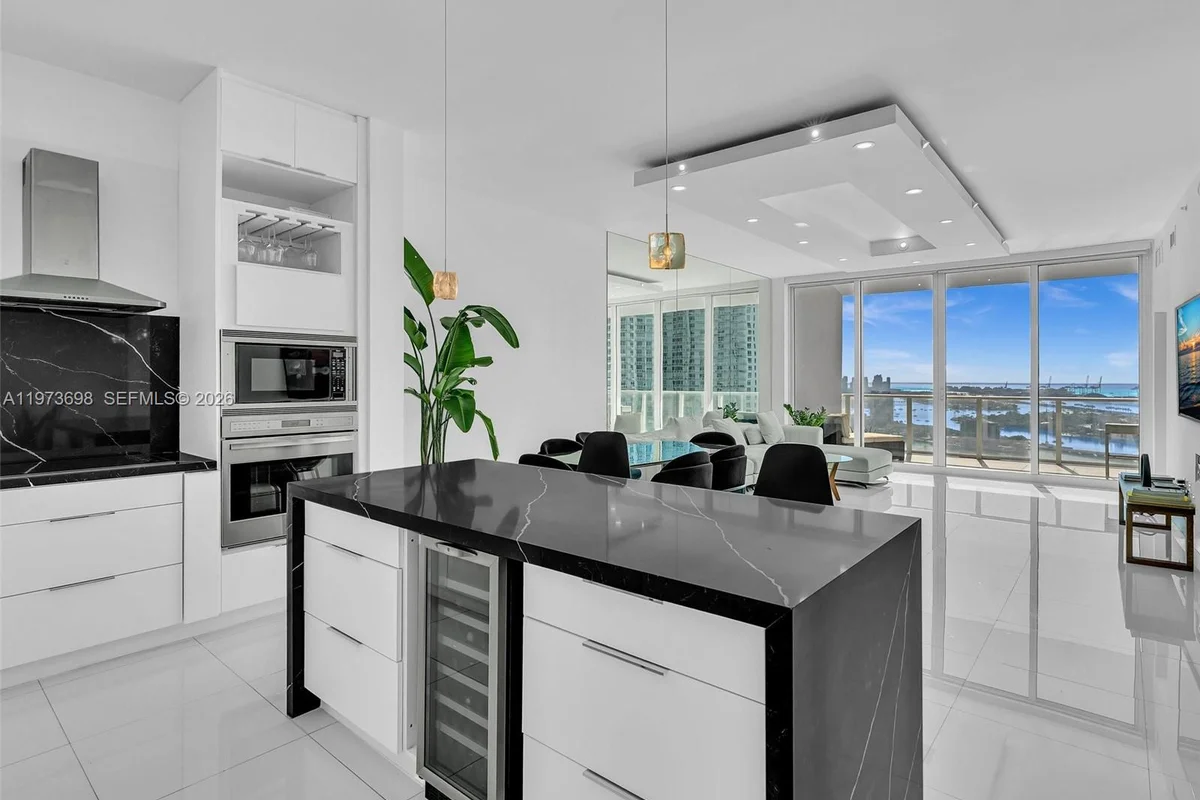 2020 N Bayshore Dr #3303, Miami: photo 1 of 69