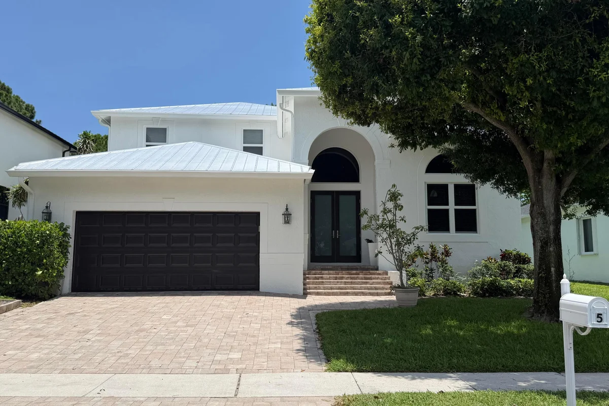 5 Lake Eden Dr, Boynton Beach: photo 1 of 15