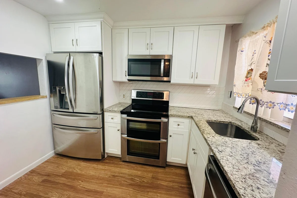 9900 Sunrise Lakes Blvd #201, Sunrise: photo 1 of 23