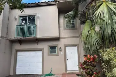 11522 SW 149th Path, Miami: photo 1 of 1