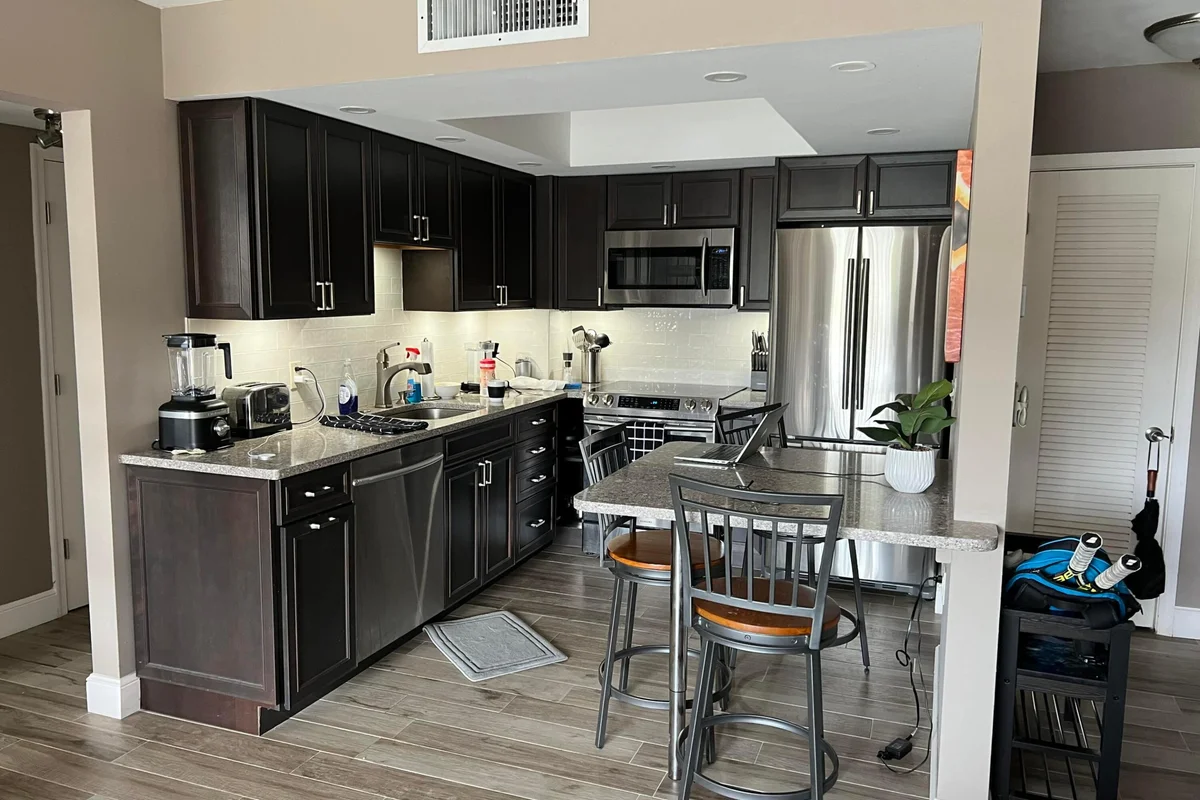 630 Tennis Club Dr #206, Fort Lauderdale: photo 1 of 16