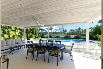201 Pendleton Ave, Palm Beach: photo 1 of 17
