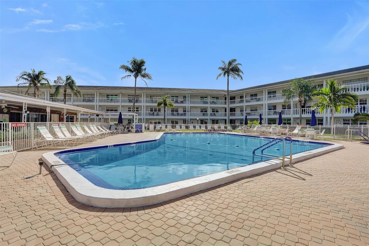 5208 NE 24th Ter #F118, Fort Lauderdale: photo 1 of 27