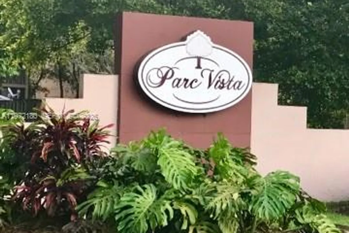 9403 SW 140th Ct, Miami: photo 1 of 22