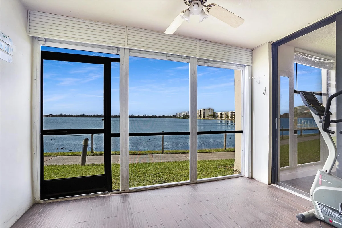 109 Lake Emerald Dr #110, Oakland Park: photo 1 of 42