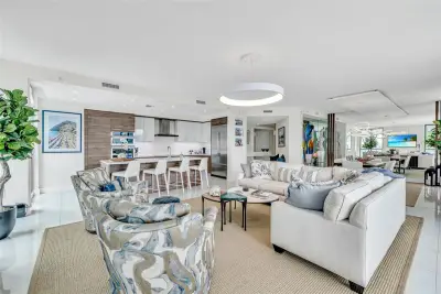 100 E Las Olas Blvd #1701, Fort Lauderdale: photo 1 of 48