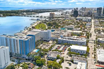 1551 N Flagler Dr #Ph L7, West Palm Beach: photo 1 of 25