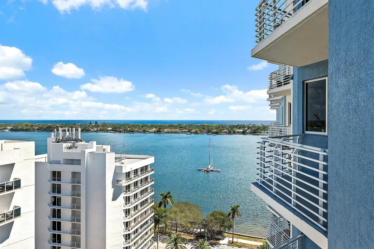 1551 N Flagler Dr #Ph L7, West Palm Beach: photo 1 of 27