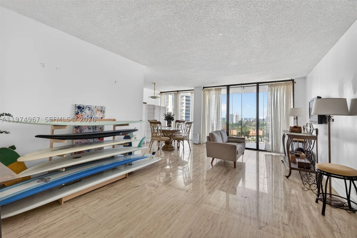 19355 Turnberry Way #17C, Aventura: photo 1 of 16