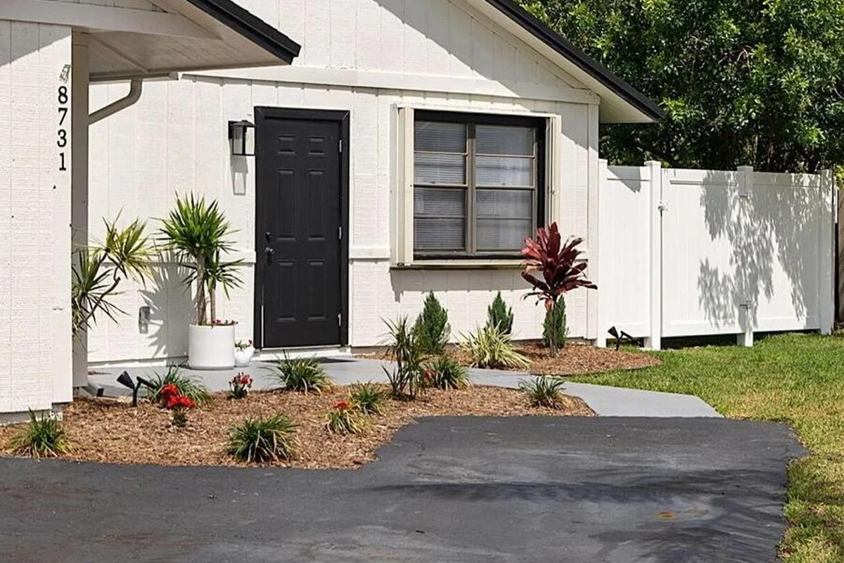 8731 Uranus Ter, West Palm Beach: photo 1 of 14