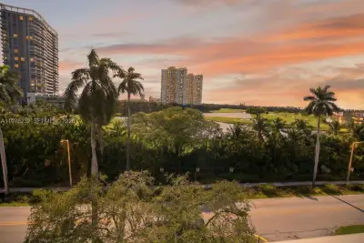 300 Diplomat Pkwy #601, Hallandale Beach: photo 1 of 33