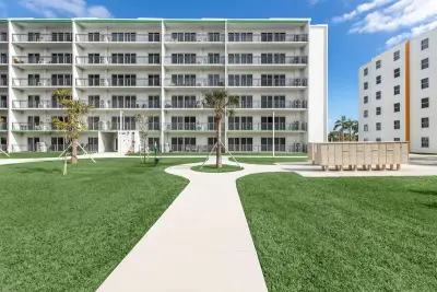 25885 S Dixie Hwy, Homestead: photo 1 of 15