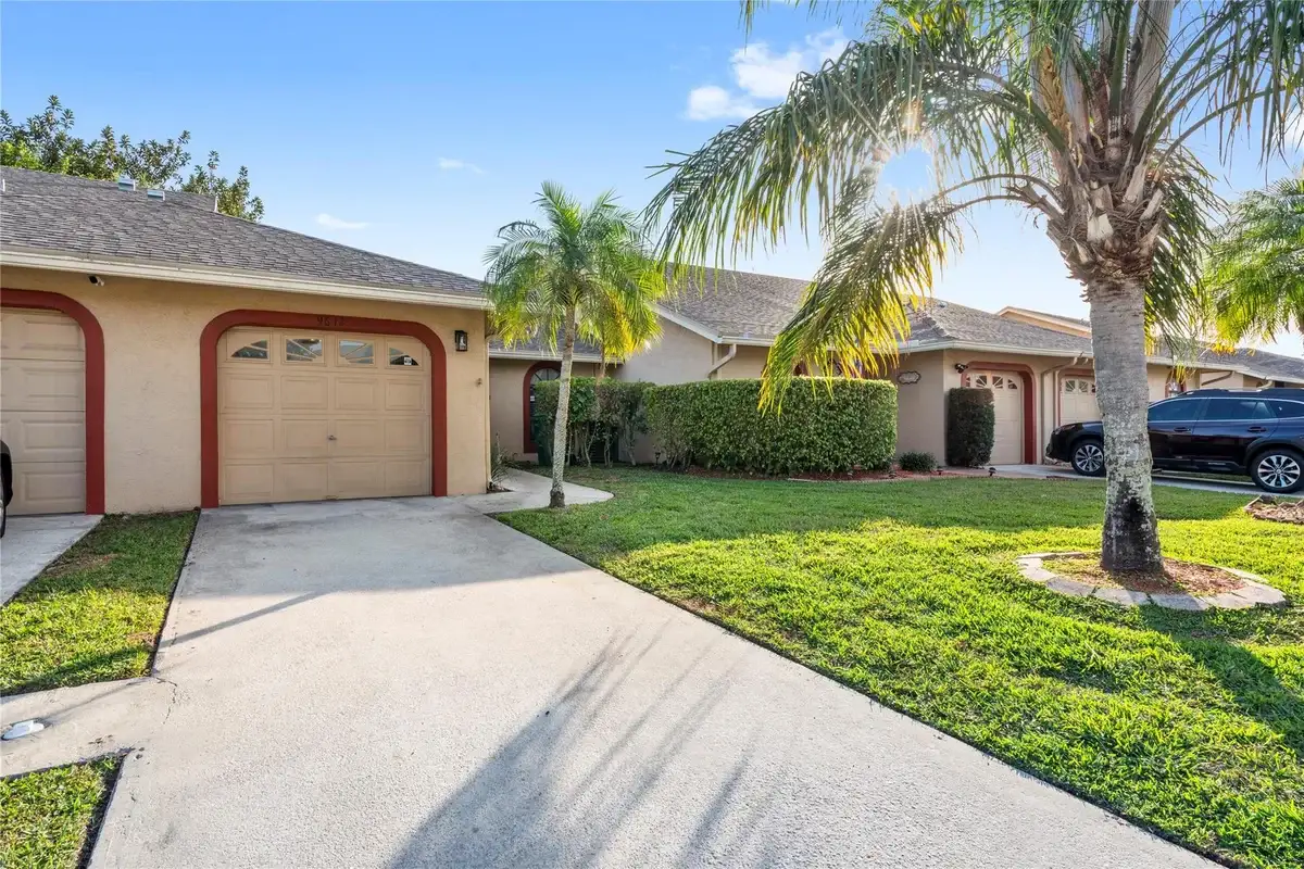 9612 NW 76th Ct, Tamarac: photo 1 of 19