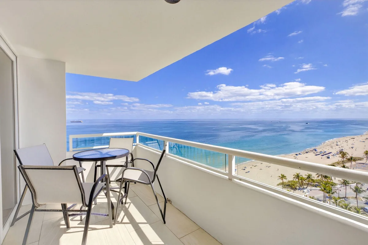 545 S Fort Lauderdale Beach Blvd #1702, Fort Lauderdale: photo 1 of 92