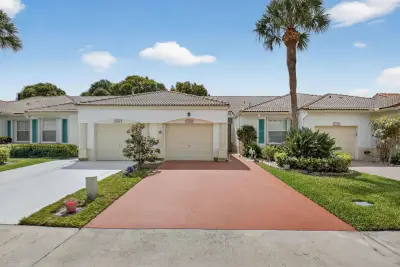 6248 Petunia Rd, Delray Beach: photo 1 of 33