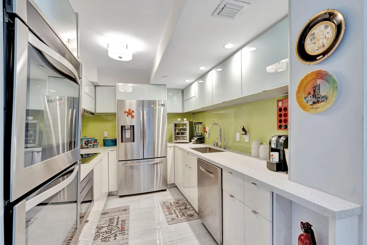 1900 S Ocean Blvd #8g, Lauderdale-by-the-Sea: photo 1 of 54