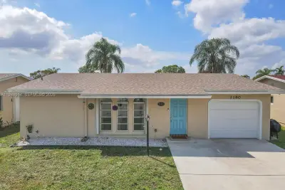 1180 NW 49th Ct, Deerfield Beach: photo 1 of 32