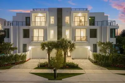 408 SE 2nd St, Delray Beach: photo 1 of 101