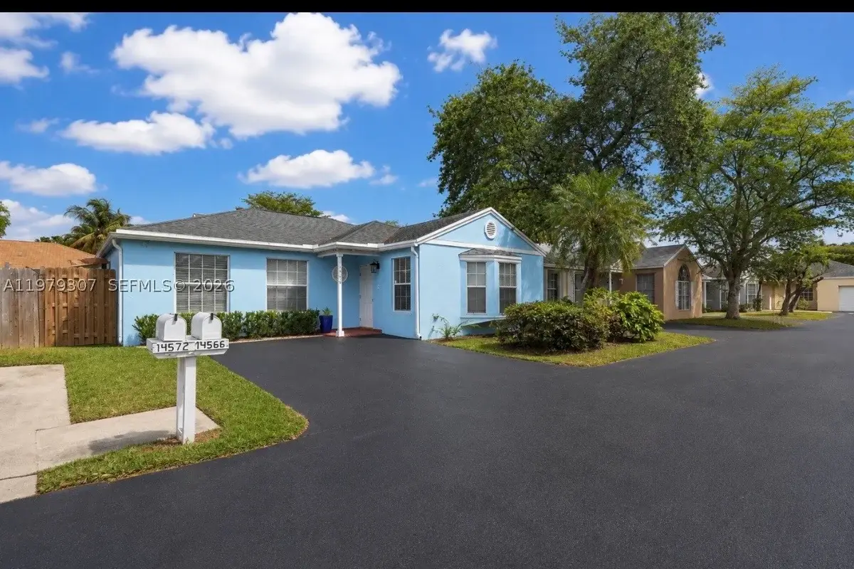 14566 SW 124th Pl, Miami: photo 1 of 19