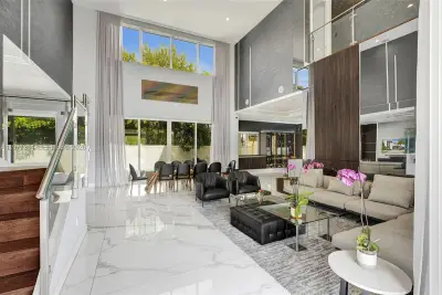 10223 NW 75th Ter, Doral: photo 1 of 84