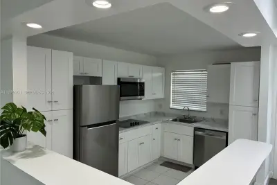 609 S State Rd 7 #2C, Margate: photo 1 of 19
