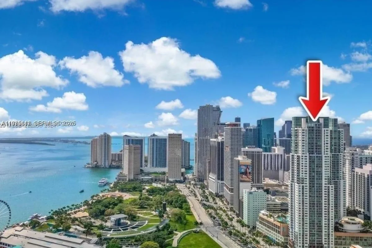 244 Biscayne Blvd #440, Miami: photo 1 of 41